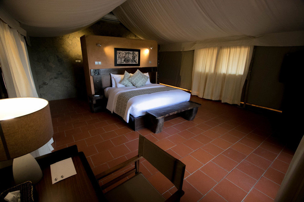 Zaina Lodge Wa エクステリア 写真